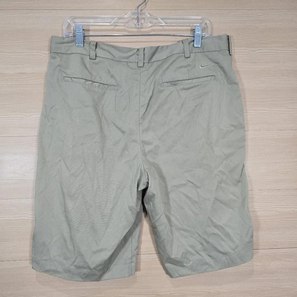 Nike Golf Tour Performance Dri Fit Shorts Men's 35 Khaki Active wear Stretch‎ - Picture 2 of 5